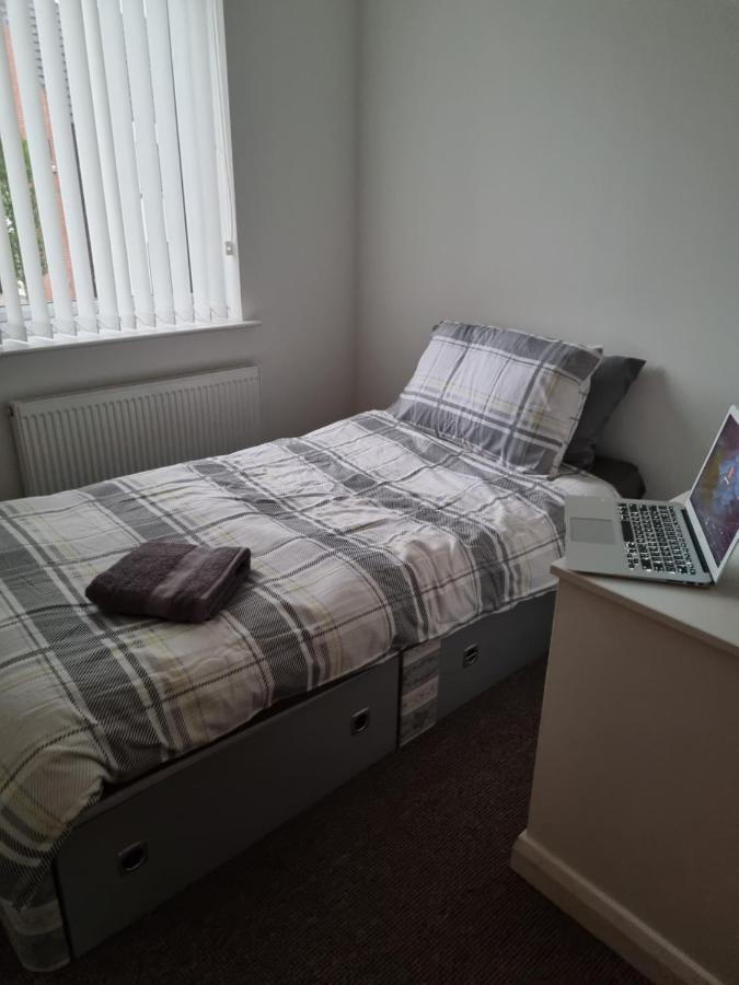 Modern 3 Bedroom Semi Detached Home Limavady Bagian luar foto